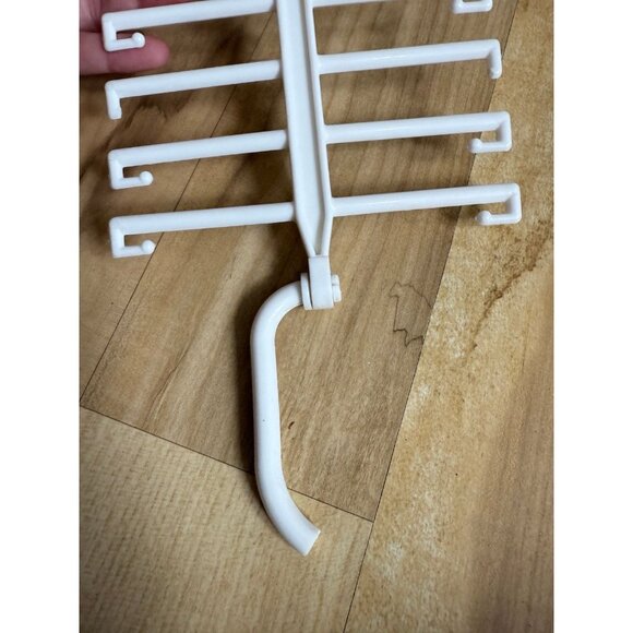 Belt hanger - Picture 6 of 9